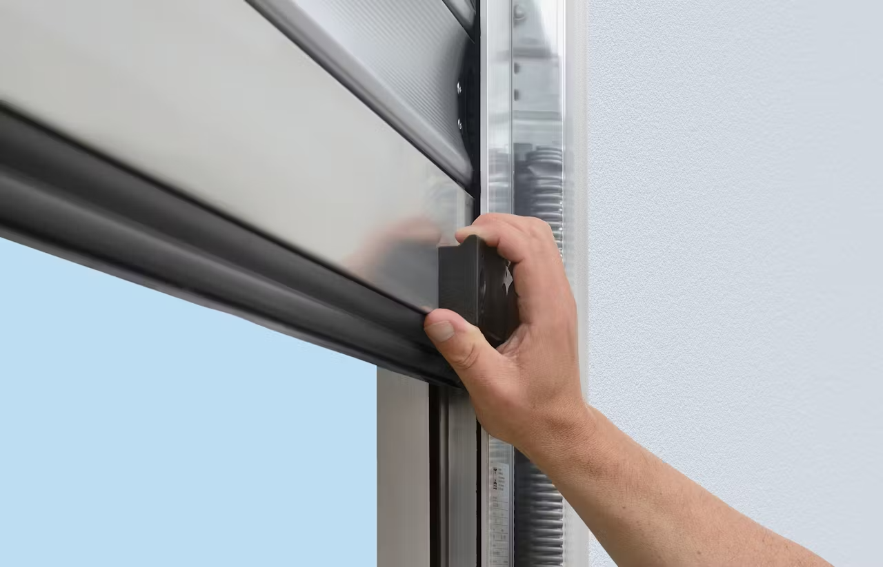 rolling-shutters-spring-technology https://www.tptbrany.sk/wp-content/uploads/2023/09/rolling-shutters-spring-technology.webp